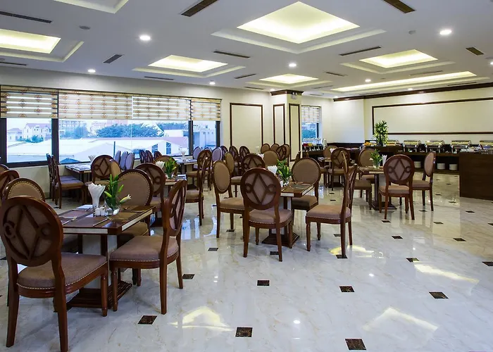 Song Loc Luxury Hotel